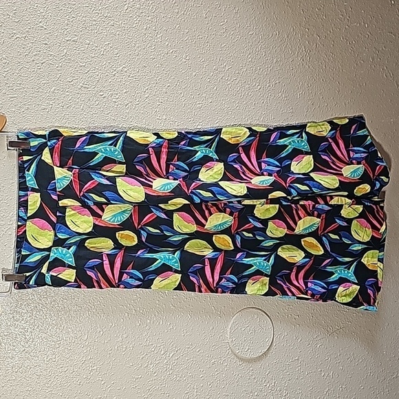 Tabitha Brown Lemon Print Top and Pants Set - Picture 5 of 15